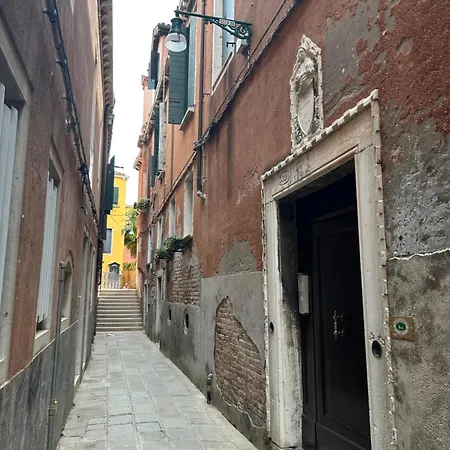 Querini San Marco Bed and Breakfast 3*